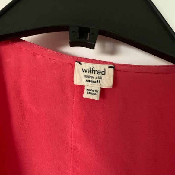 Aritzia top XS - Picture 2 of 3